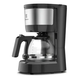 Máquina de café expresso Nnet de 0,6 litros e 15 xícaras da Electrolux