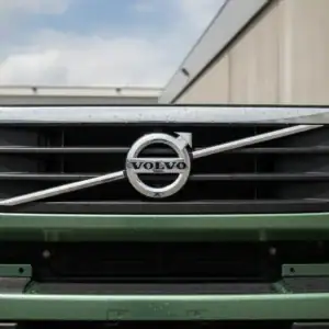 Emblema Friso Volvo Vm De 2012 2013 2014 Grade Menos 270